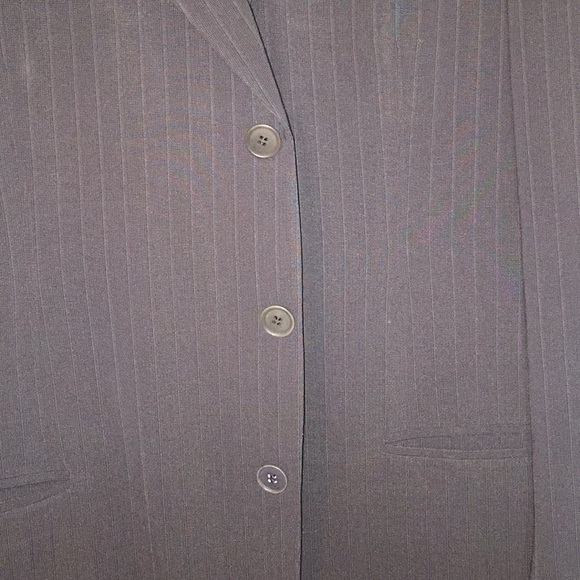 Giorgio Armani Gray Men’s Blazer 44R - Picture 2 of 7